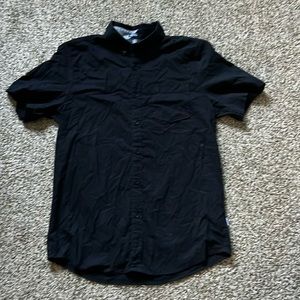 Men’s volcom black button up